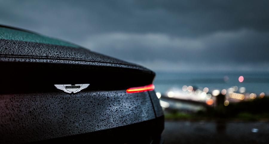 Детали экстерьера Aston Martin DB11 2016 года  (WW) (фото 36 из 41)